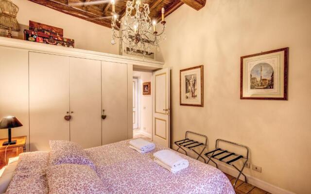 Sumptuous Residence by Piazza Navona