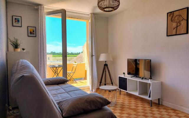 Coquet studio avec belle terrasse