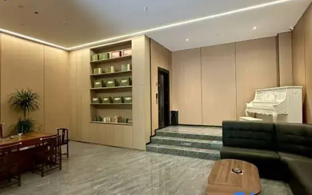 Senyu Hotel (Duyun Lvbopark Third Middle School)
