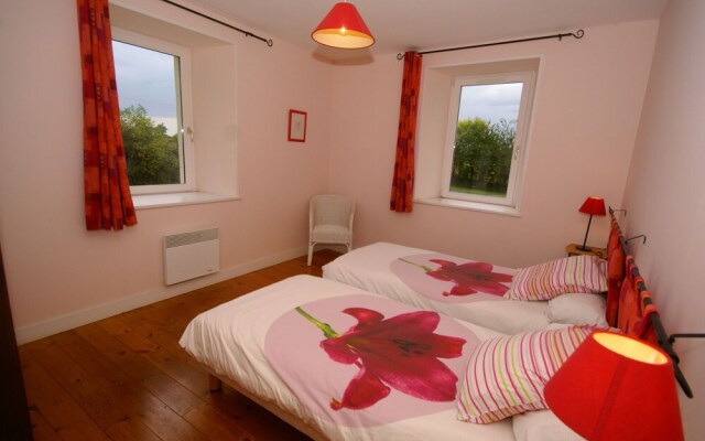 Cozy Farmhouse in Maisons With Fireplace