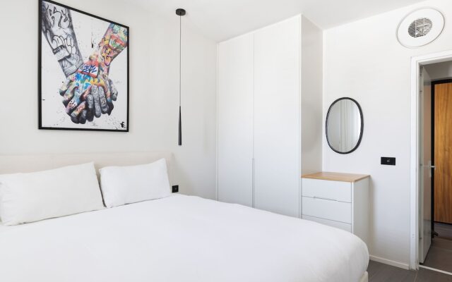 Skyline Serenity by tlv2rent