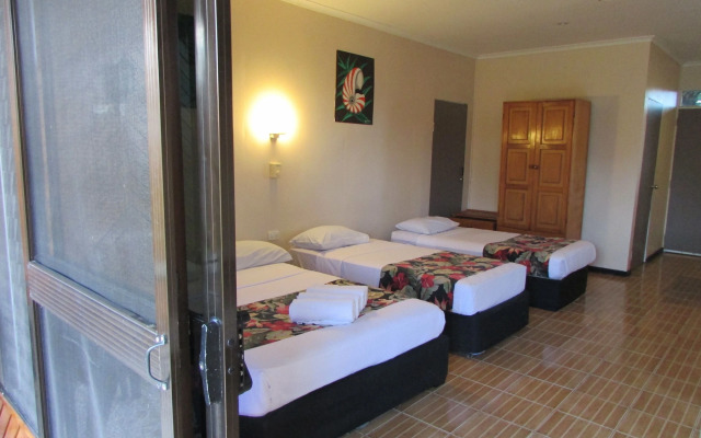 Wailoaloa Beach Resort Fiji