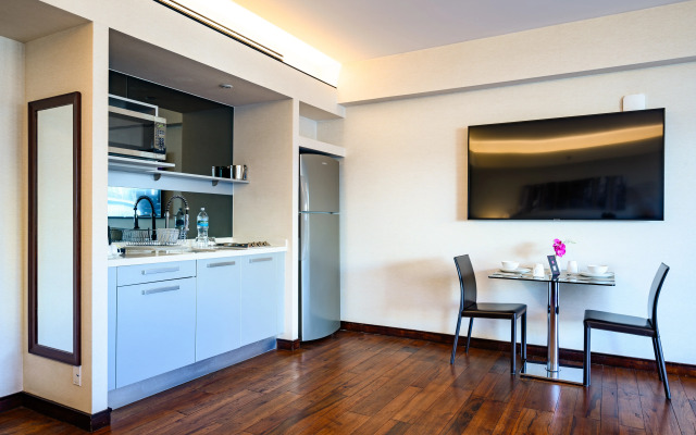 Las Suites Campos Eliseos