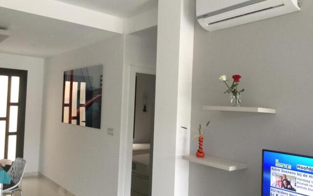 Playa Elisa Bay app 411