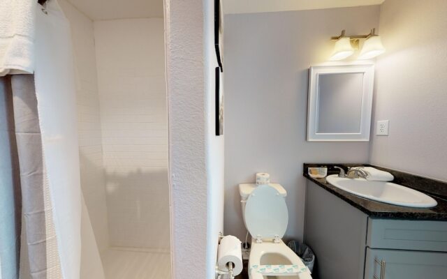 Island 54 2 Bedroom Condo