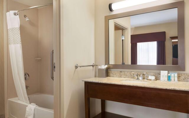 Hampton Inn & Suites Williston