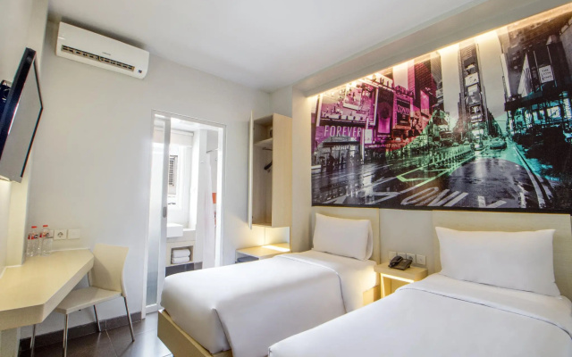 Cleo Hotel Jemursari