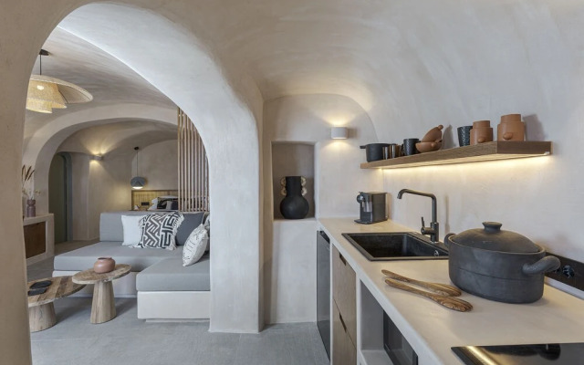 The Exotic Cave Suite