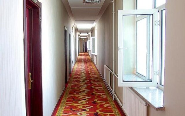Erguna Muyun Business Hotel