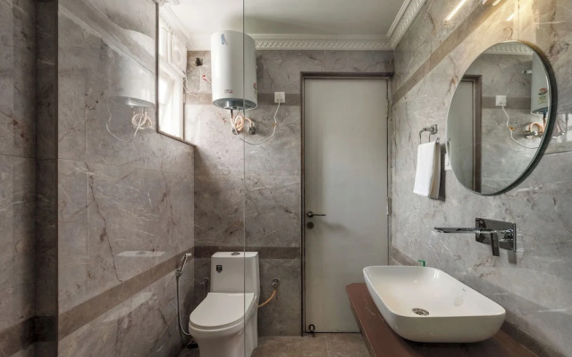 Amber Apartment 103 by Stayjade