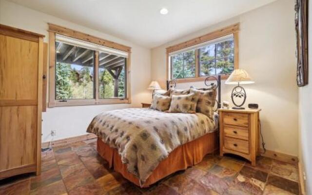 Cucumber Patch #44 Apartment