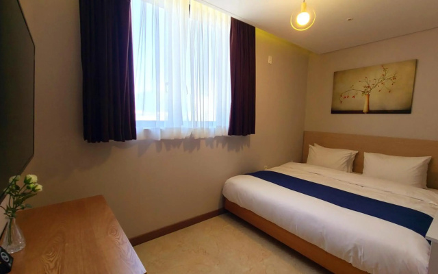 Benikea Yangsan Hotel