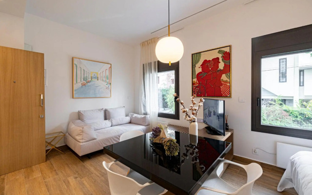 201- HiEndAccomodation-TopLocation
