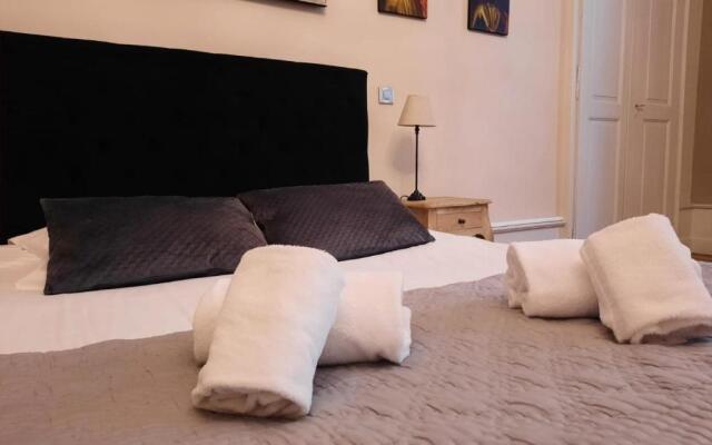 Les Suites De L'Hotel De Sautet