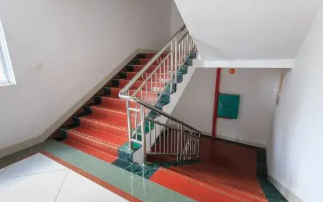 Deyueting Hotel (Liuzhou No.1 Middle School Shop)