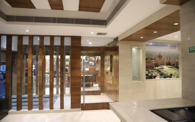 OYO 1395 Hotel Gandhi International