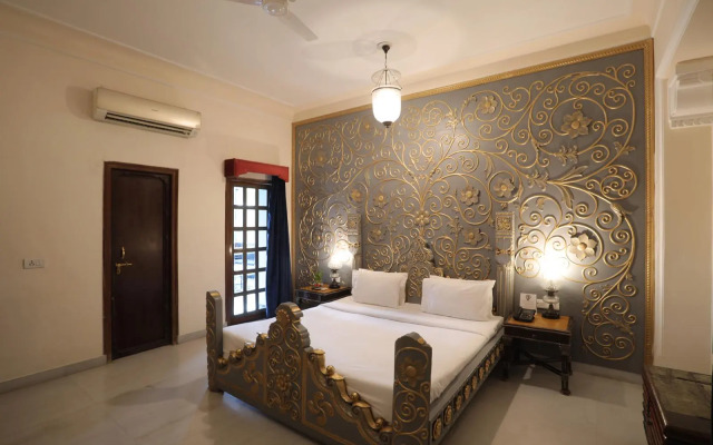The Royal Retreat Resort & Spa