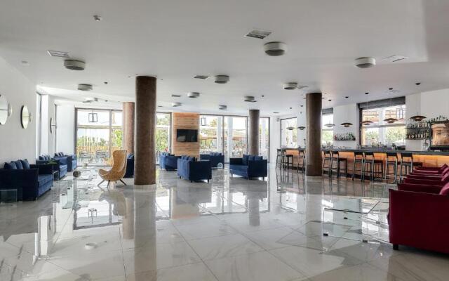 Sentido Amounda Bay