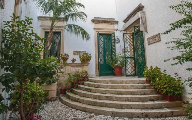Villa De Pietro