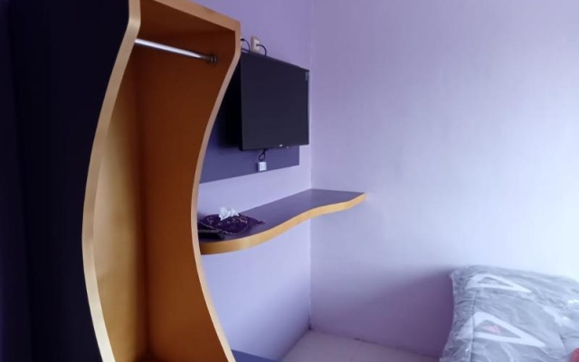 Ungu Hotel Garut by ZUZU – Guest Rooms – Garut