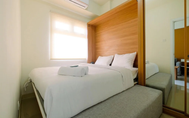 Functional and Artistic 2BR Green Pramuka Apartment