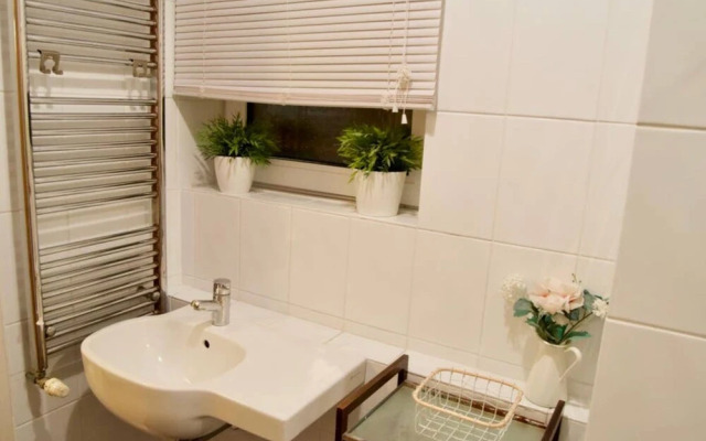 1 Bedroom Flat Close to Clapham Junction