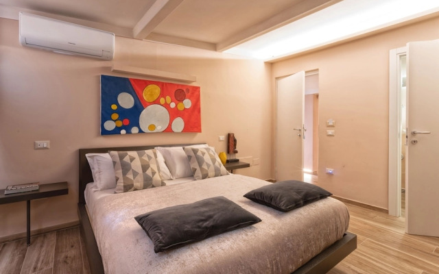 GOGO` Boutique Hotel