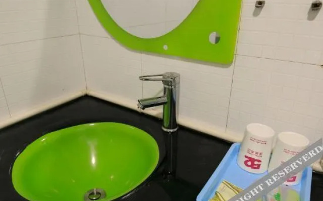 New Concept Hotel (Victory Barbecue City RT-Mart)