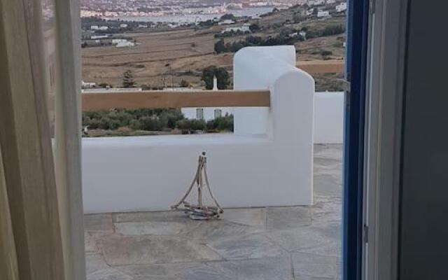 Evilou's House