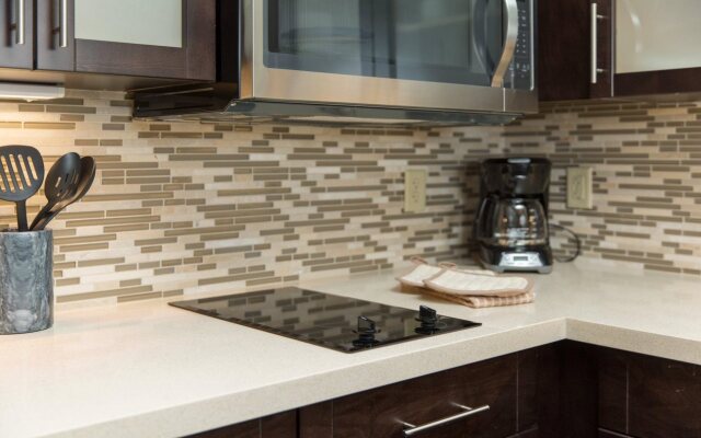 Staybridge Suites Denver-Central Park by IHG