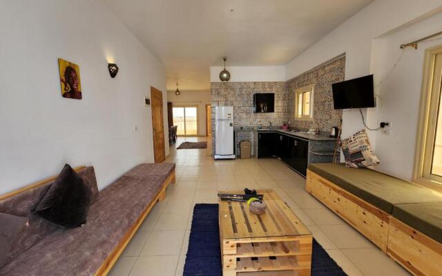 lovely 2 bedroom apartment