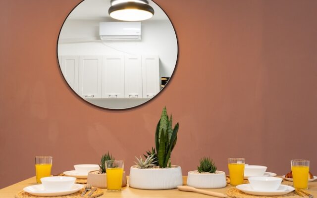 Stunning Chic 2 BR Ibn Gvirol St