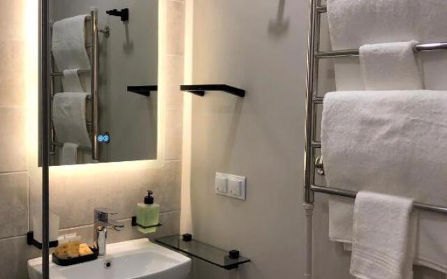 Modern studio apartment near the beach - 5 min walk