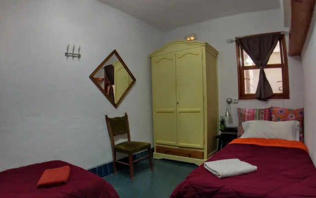 X Hostel Alicante