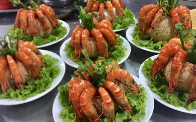 Amanda Quang Binh Hotel
