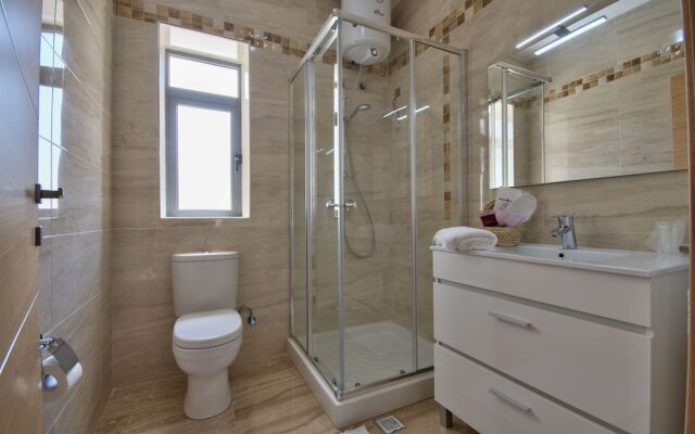 First Class Apartments Calleja by G&G
