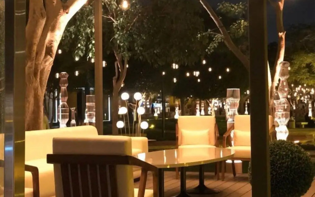 Burj Al Hayat Furnished suites-Al Mallaz