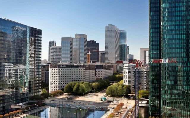 ibis Paris La Défense Esplanade