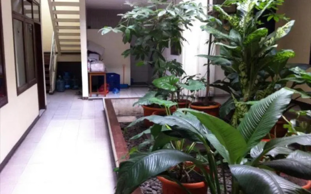 Hotel Bandung Indah by ZUZU