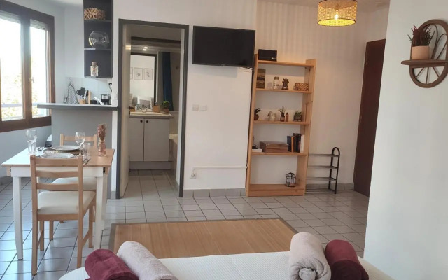 Joli Studio Tout Confort - Centre-ville