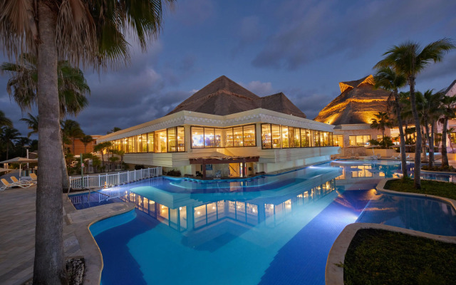 Bahia Principe Luxury Akumal - All Inclusive