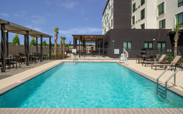Courtyard by Marriott Lafayette South