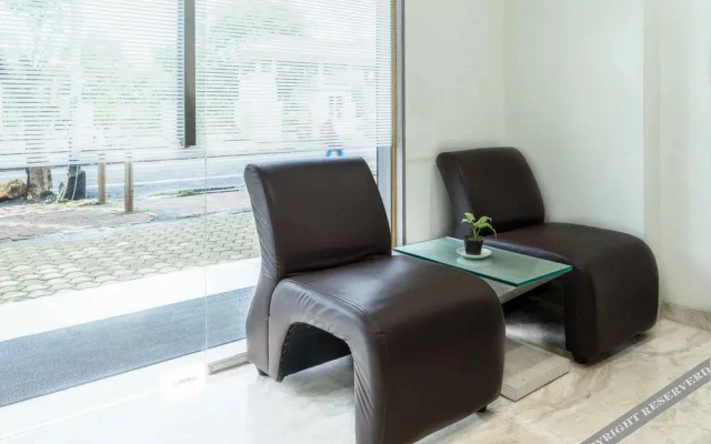 OYO Apartments Worli Seaface