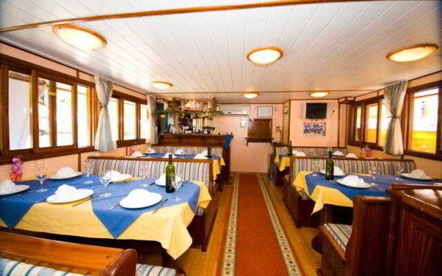 Cruise From Dubrovnik on M/S Otac Nikola