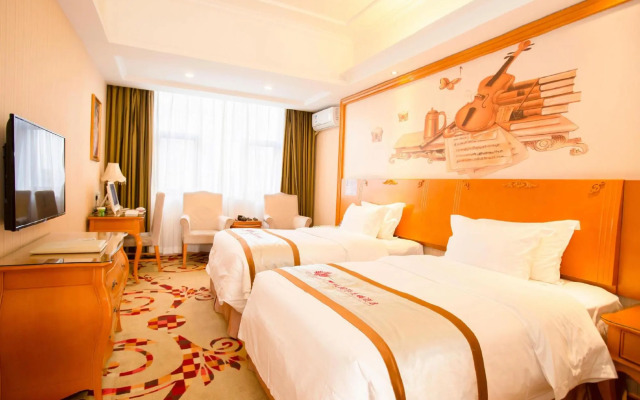 Pengcheng International Chain Hotel