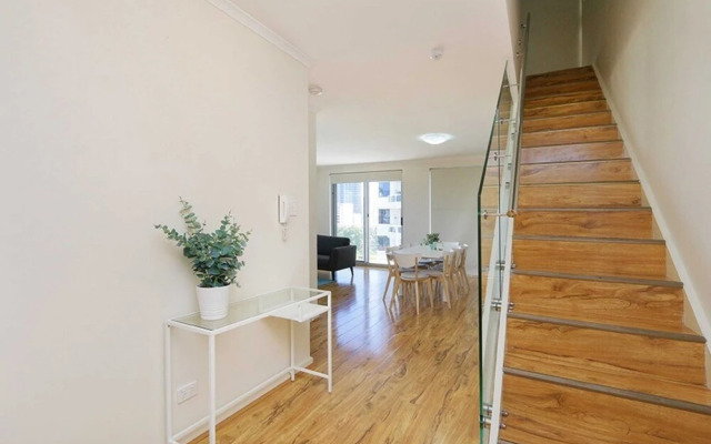 Stunning 2 Storey Apartment in Perth's CBD