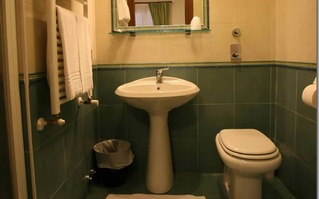 Hotel Paradiso