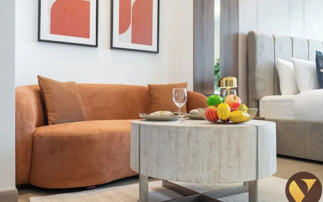 JW Marriott Marina Mall Access & Views