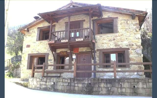 Casa Rural Casa L'Oso