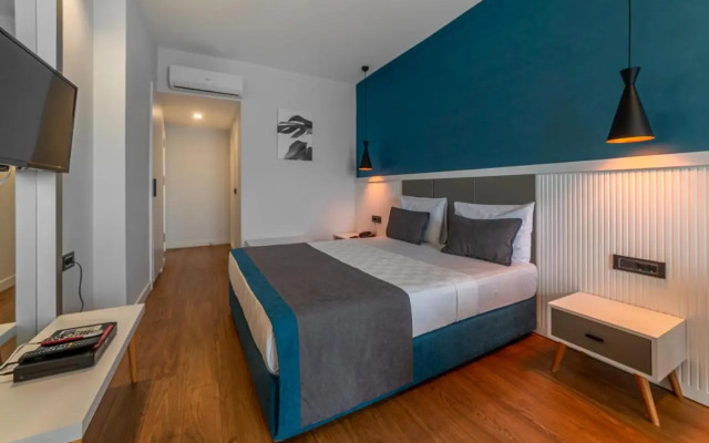Tema 242 Hotel